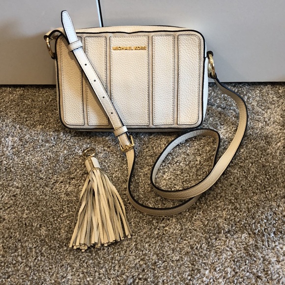 Michael Kors Ginny Medium Logo Crossbody Bag - Picture 7 of 10